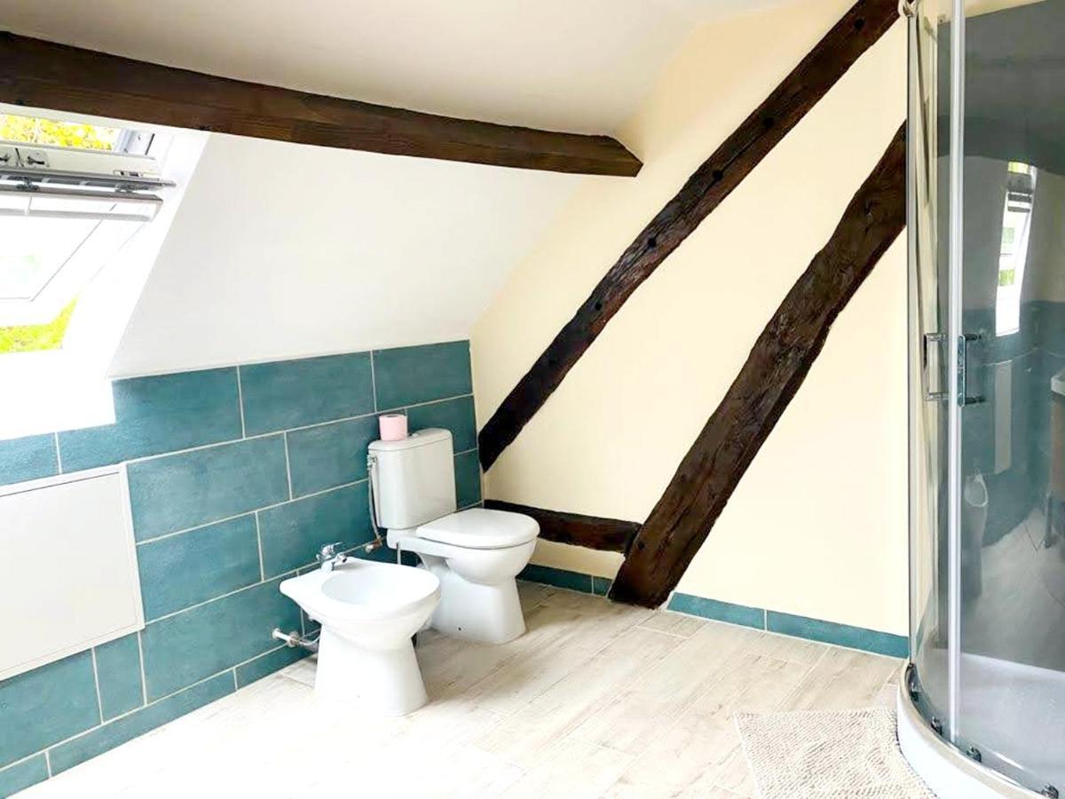 Appartement Charmant Orgnac-Sur-Vezere Avec Jardin Et Parking Exterior foto